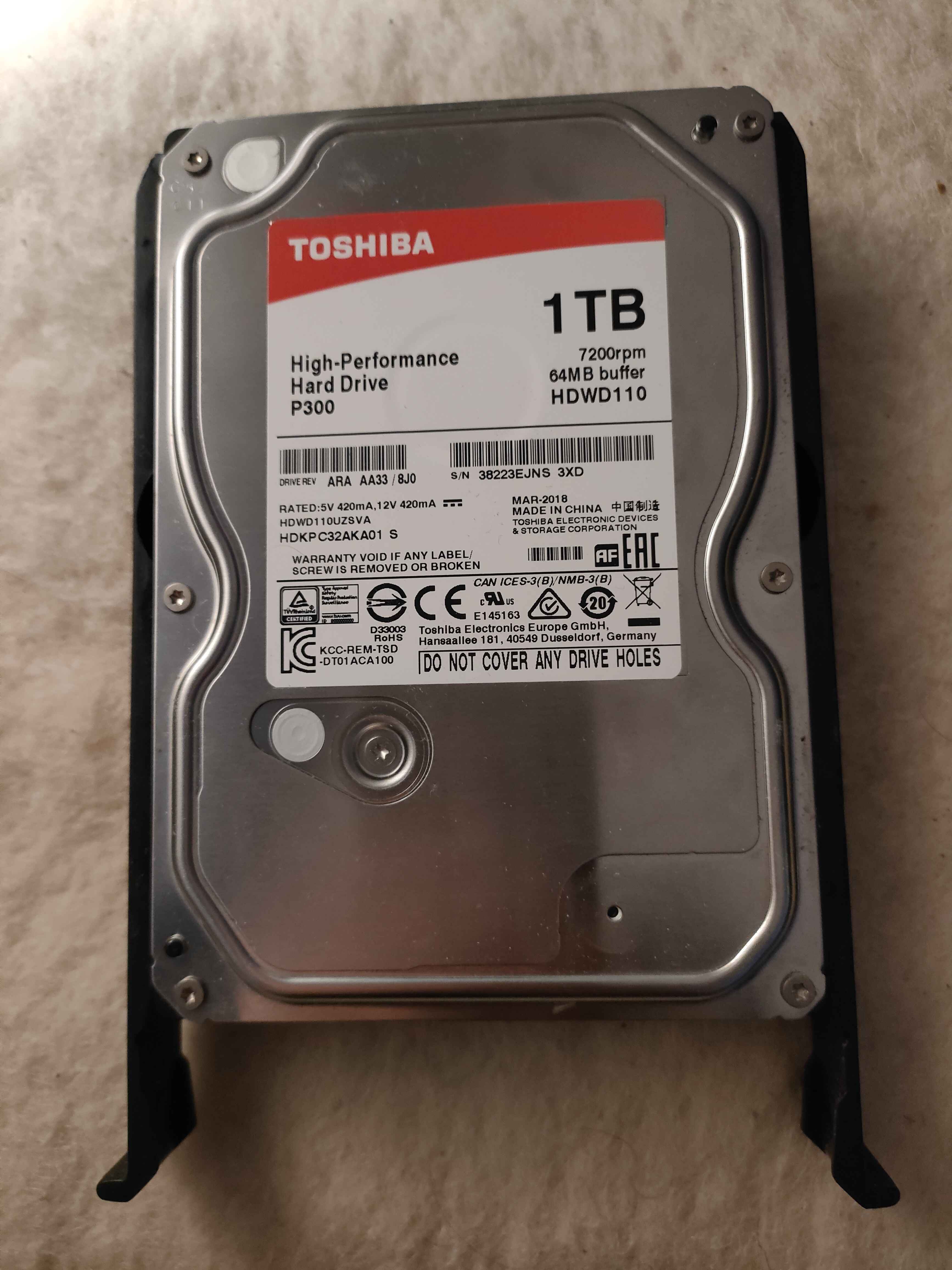 Toshiba HDWD110 1TB.